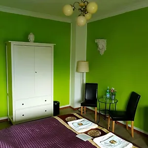 Frühstückspension Stayincologne, Köln